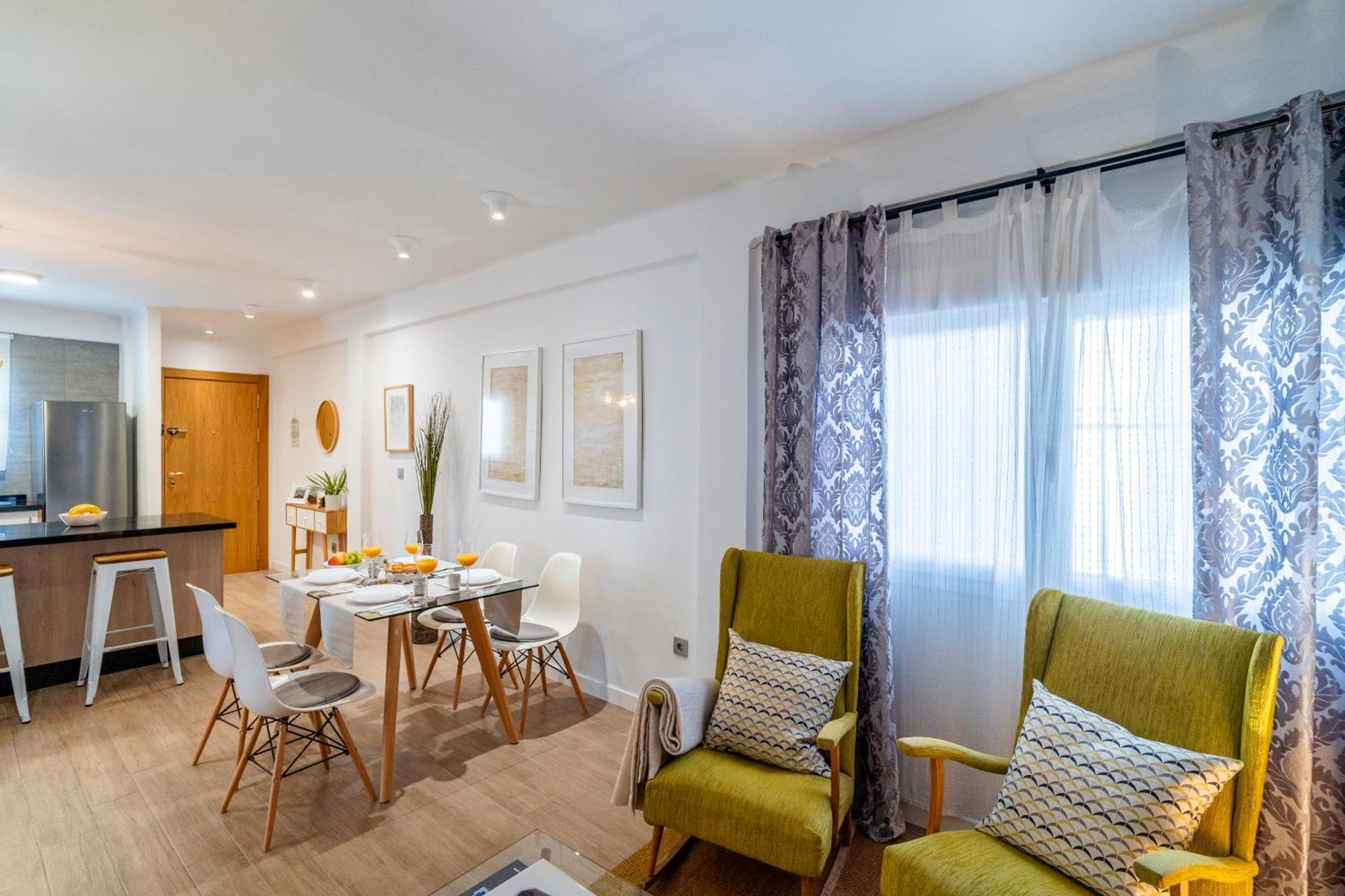 말라가 New Luxury House In The Center! Nuevo Piso De Lujo En El Centro. 아파트 외부 사진