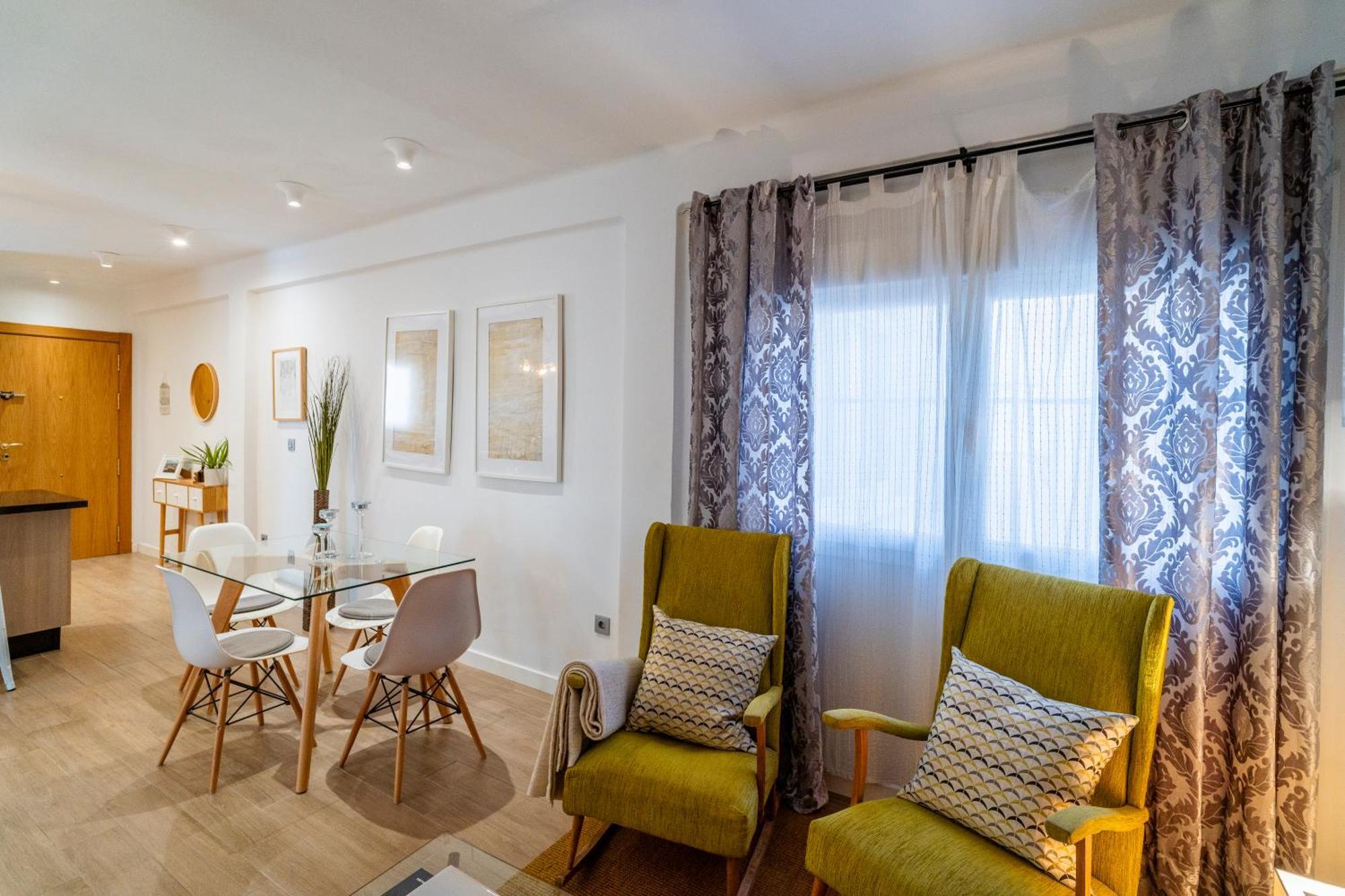말라가 New Luxury House In The Center! Nuevo Piso De Lujo En El Centro. 아파트 외부 사진