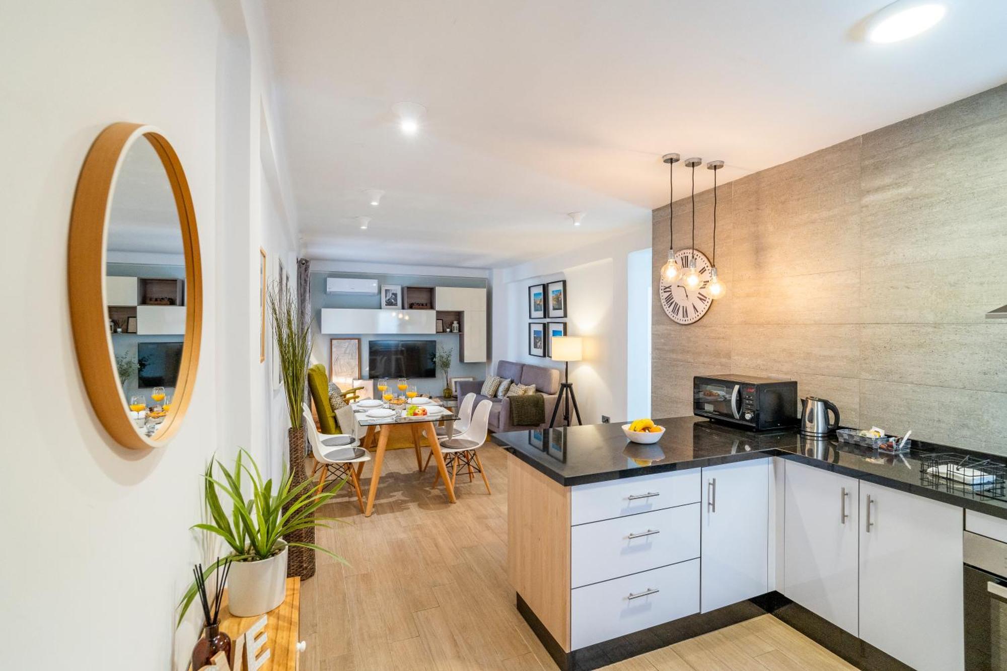 말라가 New Luxury House In The Center! Nuevo Piso De Lujo En El Centro. 아파트 외부 사진